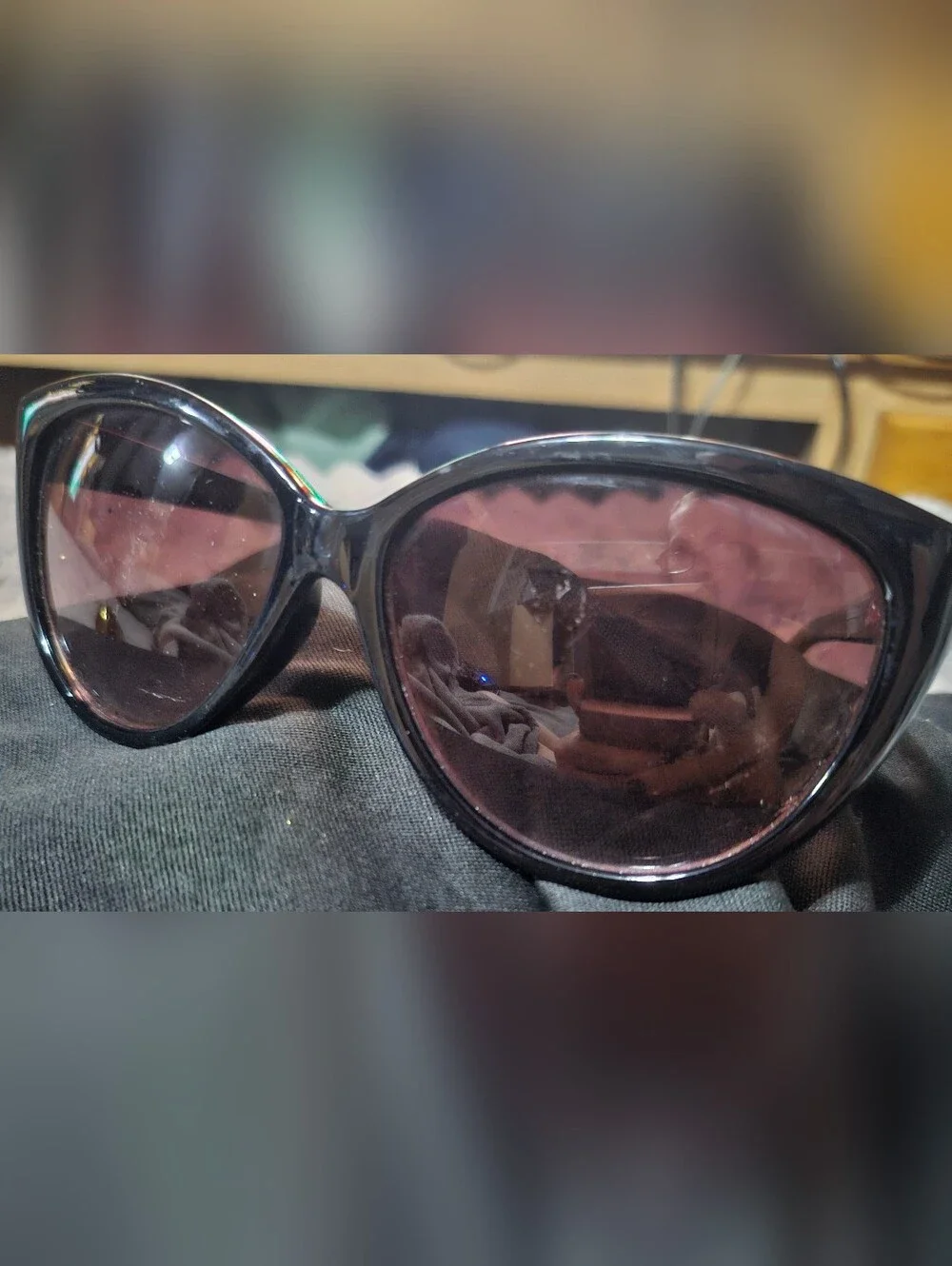 Betsey Johnson Bestsyville Designer Black Sunglasses with Pink Logo